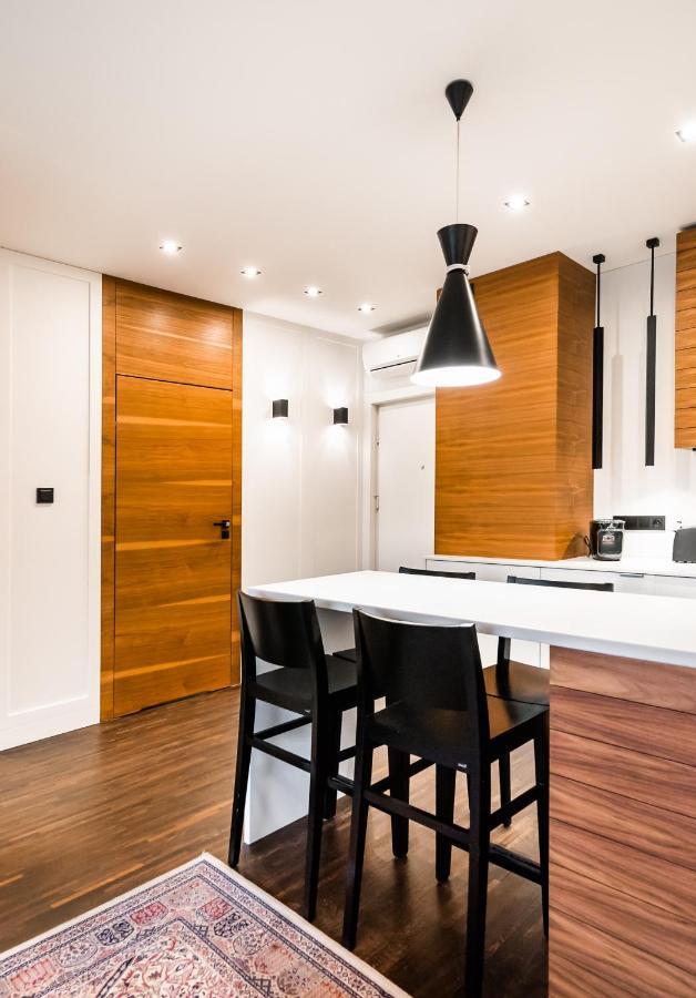 Wola Luxury Wooden Apartment 바르샤바 외부 사진