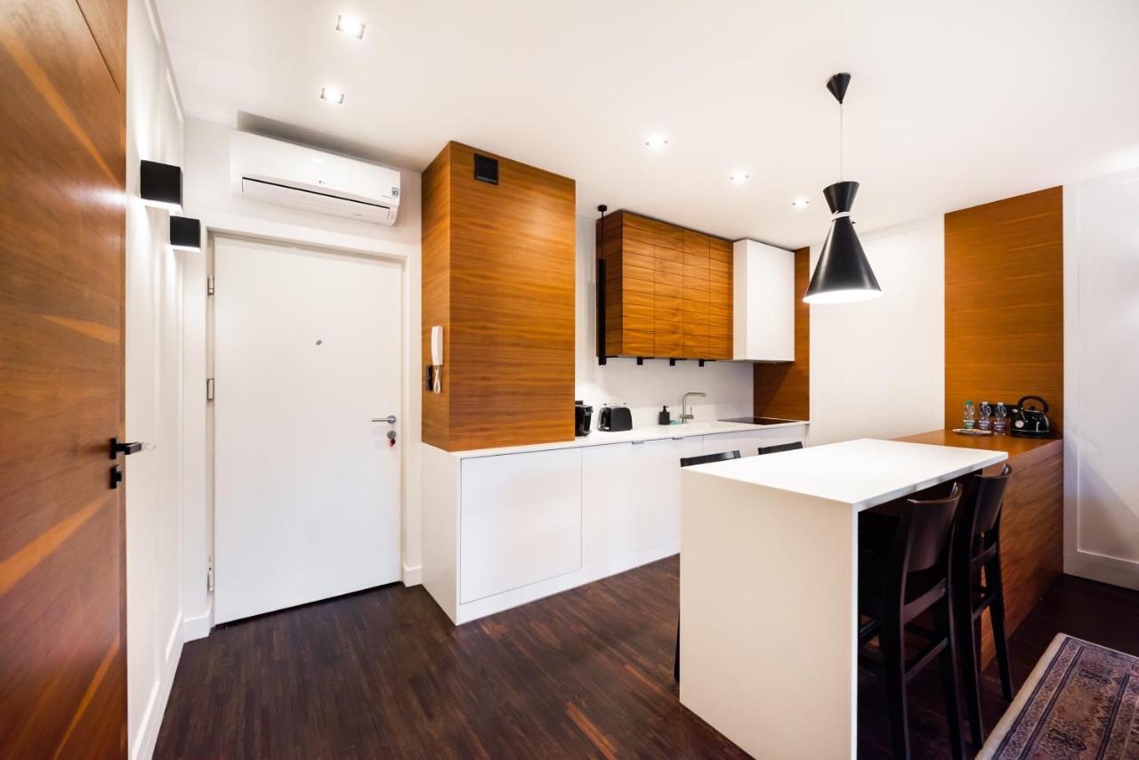 Wola Luxury Wooden Apartment 바르샤바 외부 사진